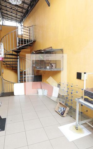 Casa à venda com 100m², 2 quartos e 1 vagaGaragem