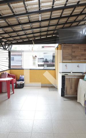 Casa à venda com 100m², 2 quartos e 1 vagaTerraço