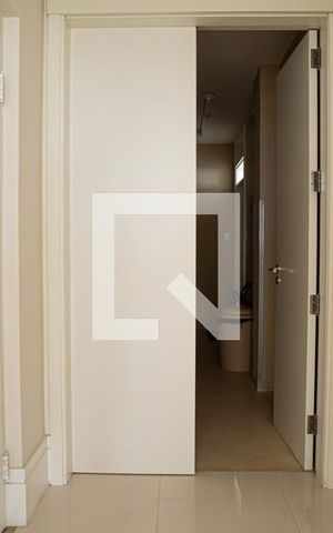 Apartamento para alugar com 300m², 4 quartos e 3 vagas Apartamento para alugar com 300m², 4 quartos e 3 vagasHall social do apartamento