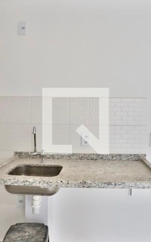 Apartamento para alugar com 40m², 2 quartos e sem vaga Apartamento para alugar com 40m², 2 quartos e sem vagaCozinha