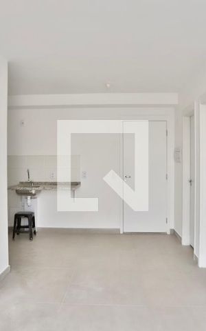 Apartamento para alugar com 40m², 2 quartos e sem vaga Apartamento para alugar com 40m², 2 quartos e sem vagaSala