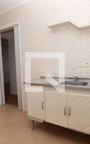 Apartamento à venda com 74m², 2 quartos e 1 vagaCozinha