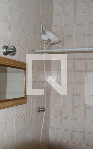 Casa à venda com 200m², 3 quartos e 2 vagasBanheiro 3