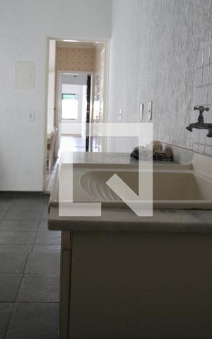 Casa à venda com 200m², 3 quartos e 2 vagasÁrea de Serviço