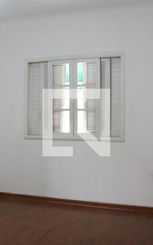 Casa à venda com 200m², 3 quartos e 2 vagasQuarto 4