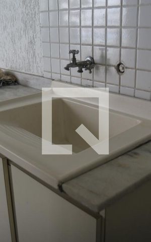 Casa à venda com 200m², 3 quartos e 2 vagasÁrea de Serviço