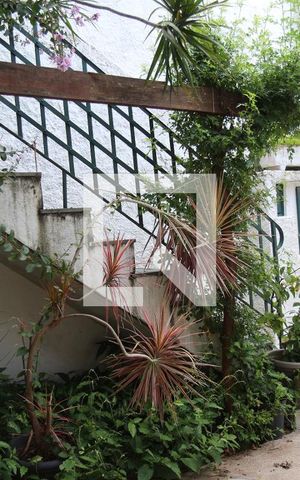 Casa à venda com 200m², 3 quartos e 2 vagasQuintal