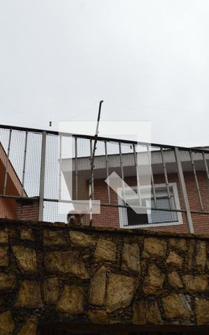 Casa para alugar com 136m², 3 quartos e 3 vagasFachada