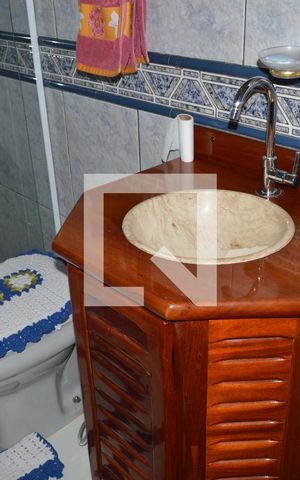 Casa para alugar com 136m², 3 quartos e 3 vagasBanheiro da Suíte