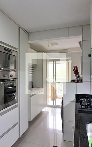 Apartamento à venda com 89m², 3 quartos e 2 vagasCozinha