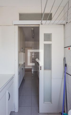Apartamento à venda com 61m², 2 quartos e 1 vagaÁrea de Serviço
