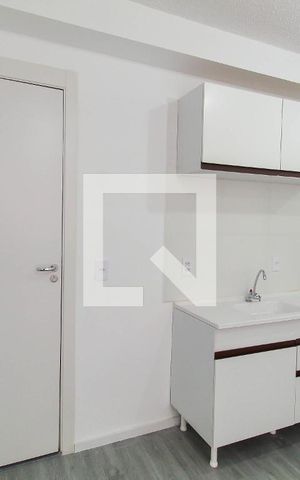 Apartamento à venda com 35m², 2 quartos e sem vaga Apartamento à venda com 35m², 2 quartos e sem vagaSala/Cozinha