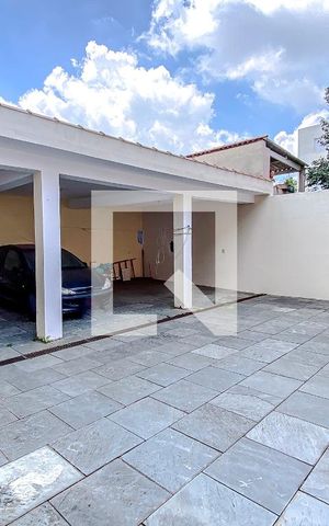 Casa à venda com 260m², 3 quartos e 10 vagasÁrea externa