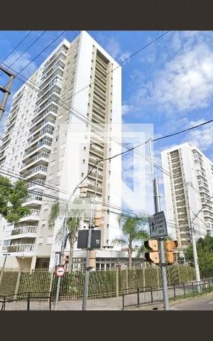 Apartamento à venda com 84m², 2 quartos e 1 vaga Apartamento à venda com 84m², 2 quartos e 1 vagaFachada