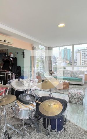 Apartamento para alugar com 300m², 3 quartos e 2 vagasCobertura