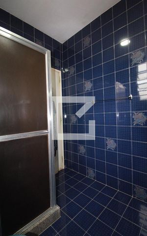Casa de condomínio à venda com 180m², 5 quartos e NaN vagas Casa de condomínio à venda com 180m², 5 quartos e NaN vagasBanheiro da Suíte