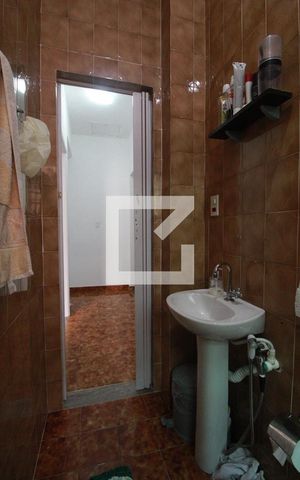 Casa de condomínio à venda com 180m², 5 quartos e NaN vagas Casa de condomínio à venda com 180m², 5 quartos e NaN vagasCasa 2 - Banheiro - anexo