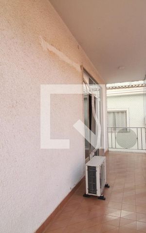 Casa de condomínio à venda com 180m², 5 quartos e NaN vagas Casa de condomínio à venda com 180m², 5 quartos e NaN vagasQuarto 1 - varanda