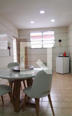 Casa de condomínio à venda com 180m², 5 quartos e NaN vagas Casa de condomínio à venda com 180m², 5 quartos e NaN vagasCozinha