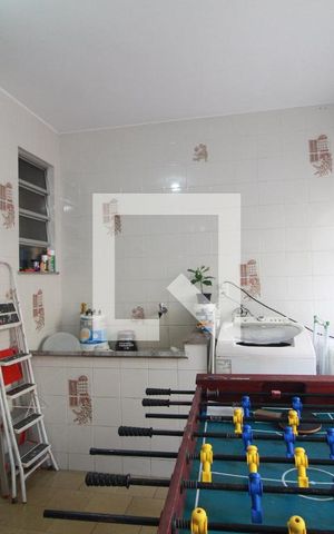 Casa de condomínio à venda com 180m², 5 quartos e NaN vagas Casa de condomínio à venda com 180m², 5 quartos e NaN vagasÁrea de Serviço