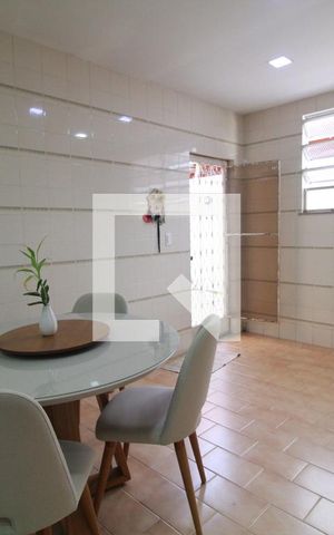 Casa de condomínio à venda com 180m², 5 quartos e NaN vagas Casa de condomínio à venda com 180m², 5 quartos e NaN vagasCozinha