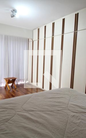 Apartamento à venda com 157m², 4 quartos e 3 vagasSuite