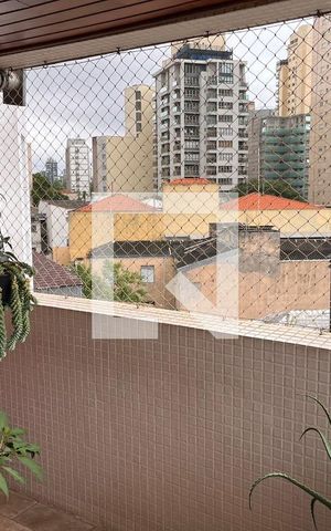 Apartamento à venda com 190m², 3 quartos e 3 vagas Apartamento à venda com 190m², 3 quartos e 3 vagasSuíte 01
