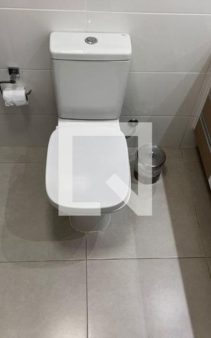 Apartamento à venda com 190m², 3 quartos e 3 vagas Apartamento à venda com 190m², 3 quartos e 3 vagasSuíte 02- Banheiro