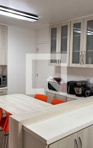 Apartamento à venda com 190m², 3 quartos e 3 vagas Apartamento à venda com 190m², 3 quartos e 3 vagasCozinha