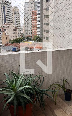 Apartamento à venda com 190m², 3 quartos e 3 vagas Apartamento à venda com 190m², 3 quartos e 3 vagasSuíte 01