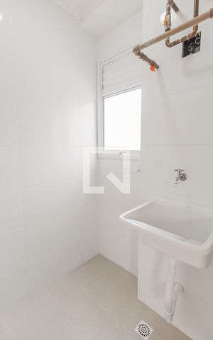 Apartamento à venda com 38m², 1 quarto e sem vaga Apartamento à venda com 38m², 1 quarto e sem vagaÁrea de Serviço