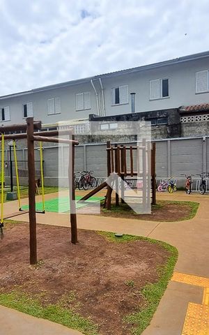Apartamento para alugar com 42m², 2 quartos e sem vaga Apartamento para alugar com 42m², 2 quartos e sem vagaÁrea Comum - Playground