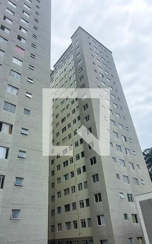 Apartamento para alugar com 42m², 2 quartos e sem vaga Apartamento para alugar com 42m², 2 quartos e sem vagaFachada