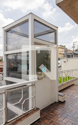 Casa de condomínio à venda com 140m², 3 quartos e 2 vagas Casa de condomínio à venda com 140m², 3 quartos e 2 vagasElevador de Acessibilidade