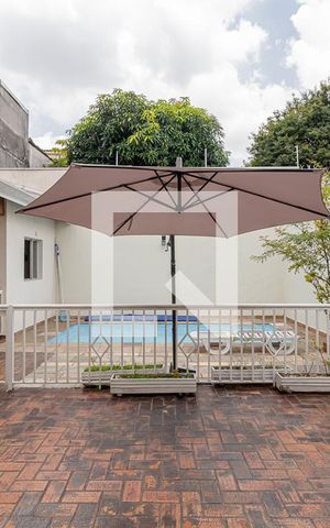 Casa de condomínio à venda com 140m², 3 quartos e 2 vagas Casa de condomínio à venda com 140m², 3 quartos e 2 vagasPiscina