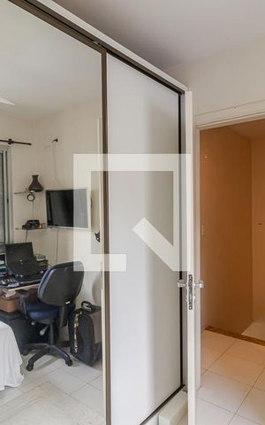 Casa de condomínio à venda com 140m², 3 quartos e 2 vagas Casa de condomínio à venda com 140m², 3 quartos e 2 vagasQuarto 1