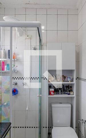 Casa de condomínio à venda com 140m², 3 quartos e 2 vagas Casa de condomínio à venda com 140m², 3 quartos e 2 vagasBanheiro da Suíte 2