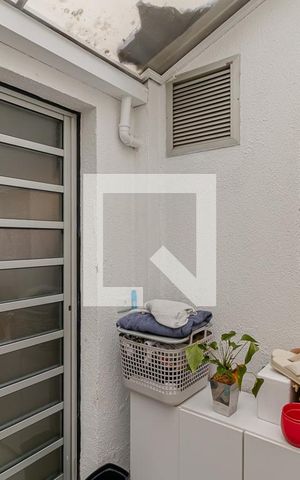 Casa de condomínio à venda com 140m², 3 quartos e 2 vagas Casa de condomínio à venda com 140m², 3 quartos e 2 vagasÁrea de Serviço