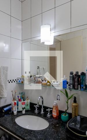 Casa de condomínio à venda com 140m², 3 quartos e 2 vagas Casa de condomínio à venda com 140m², 3 quartos e 2 vagasBanheiro da Suíte 2
