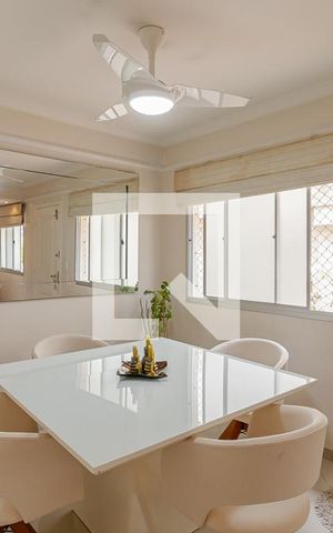 Casa de condomínio à venda com 140m², 3 quartos e 2 vagas Casa de condomínio à venda com 140m², 3 quartos e 2 vagasSala