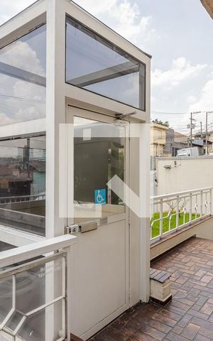 Casa de condomínio à venda com 140m², 3 quartos e 2 vagas Casa de condomínio à venda com 140m², 3 quartos e 2 vagasElevador de Acessibilidade