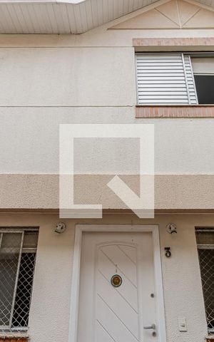 Casa de condomínio à venda com 140m², 3 quartos e 2 vagas Casa de condomínio à venda com 140m², 3 quartos e 2 vagasFachada da Casa