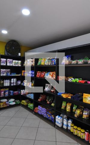 Apartamento para alugar com 63m², 3 quartos e 1 vagaMini Market