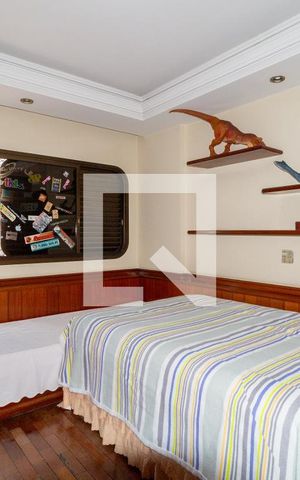 Apartamento à venda com 340m², 5 quartos e 4 vagas Apartamento à venda com 340m², 5 quartos e 4 vagasSuíte 2