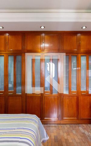 Apartamento à venda com 340m², 5 quartos e 4 vagas Apartamento à venda com 340m², 5 quartos e 4 vagasSuíte 2