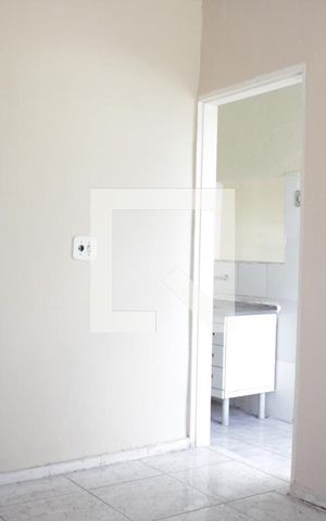 Casa à venda com 300m², 1 quarto e 4 vagasSala