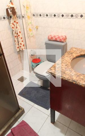 Apartamento para alugar com 80m², 2 quartos e sem vagaBanheiro