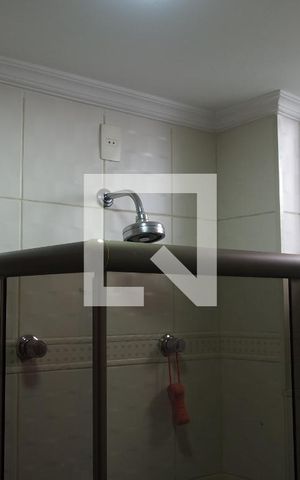 Casa à venda com 223m², 3 quartos e 2 vagasBanheiro
