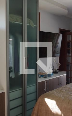 Casa à venda com 223m², 3 quartos e 2 vagasSuíte