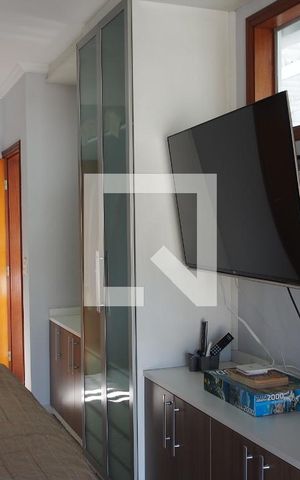 Casa à venda com 223m², 3 quartos e 2 vagasSuíte